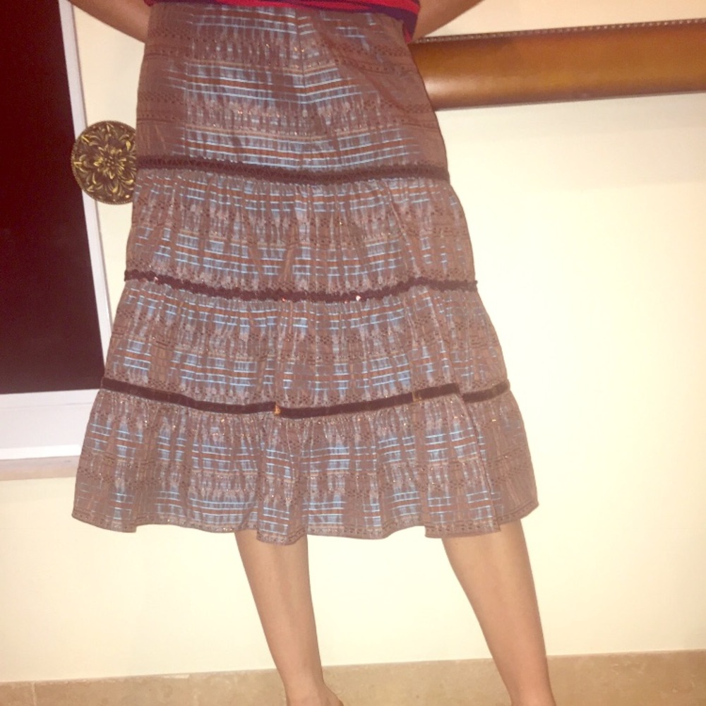 BCBGMAXAZRIA Elegant Detailed Skirt